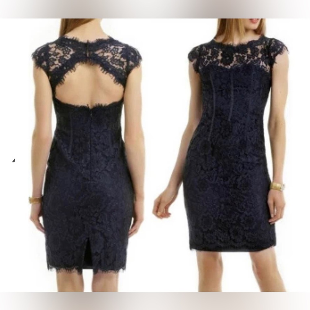🥂 Navy Lace Monique Lhuillier dress 🥂
